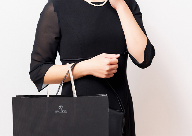 取引先から 訃報 を受けた時のマナー ギフトの教科書 お中元 お歳暮や年間イベント 手土産のポイントがわかる ギフトの教科書 お中元 お歳暮や年間イベント 手土産のポイントがわかる